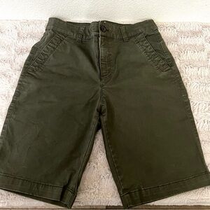 GAP Women’s Dark Green Flat Front Shorts